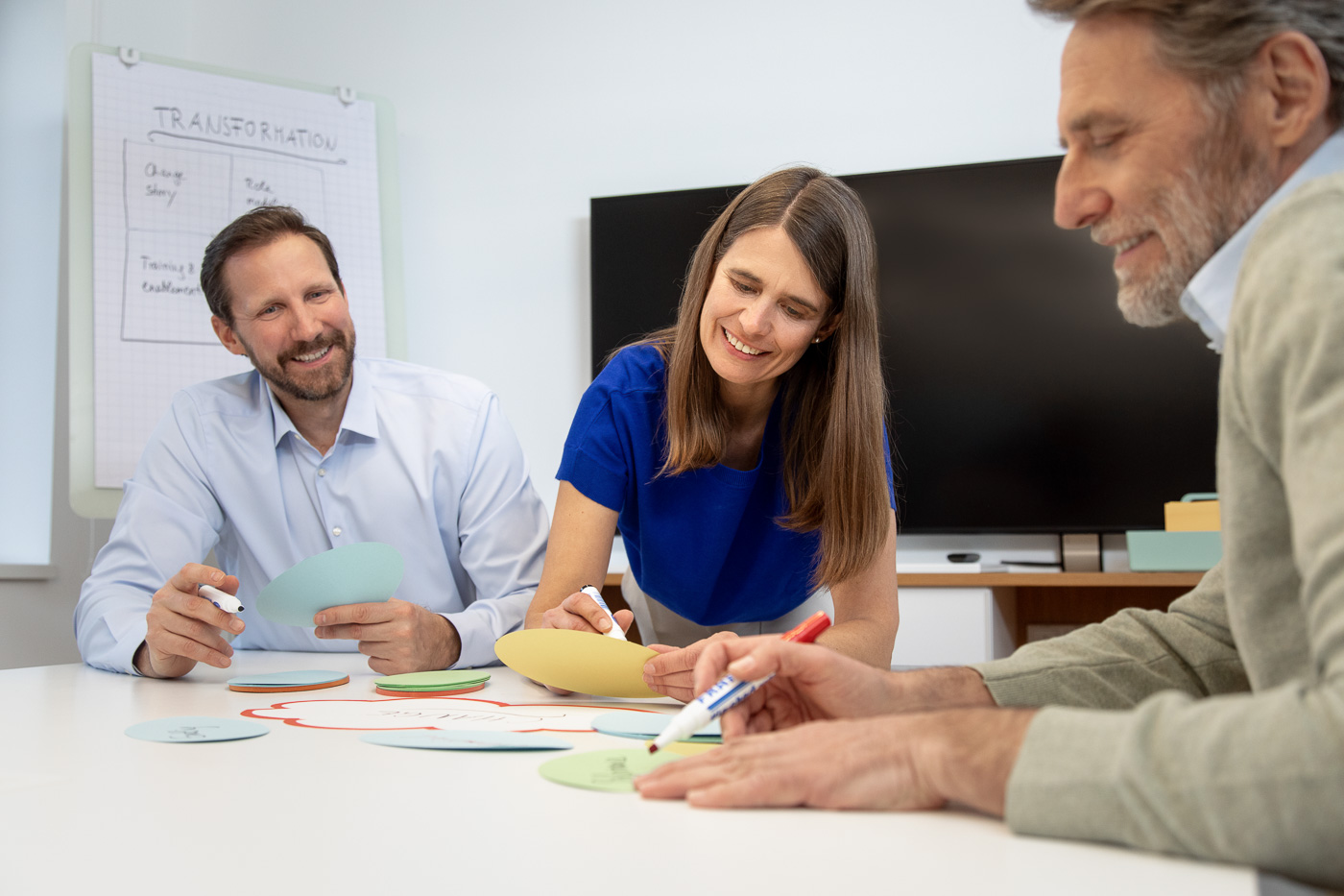 Personal Branding Shooting mit selbstständiger Unternehmensberaterin vom Profi-Fotograf in Köln.